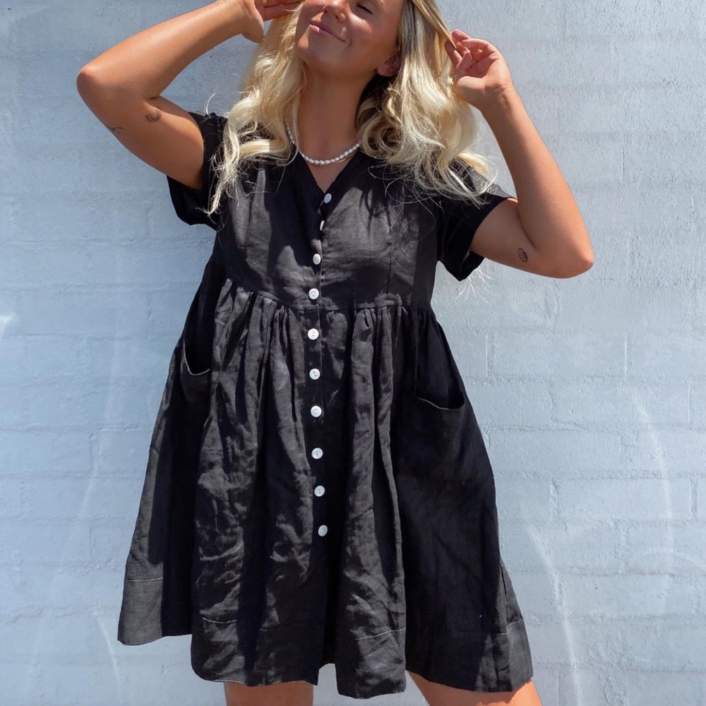 Linen button mini dress - Picture 2 of 7